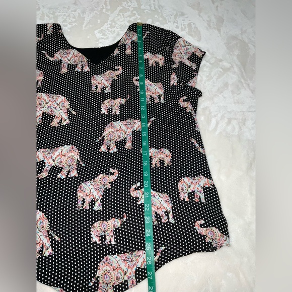 Chico's Black and White Polka Dot  Elephant Print Blouse XL - Picture 6 of 6